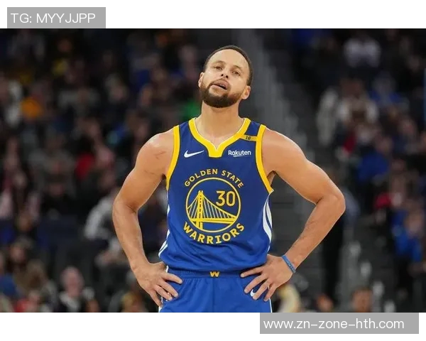 库里回应关键进攻犯规事件称自己只是正常挥臂防守者侵犯了我的空间